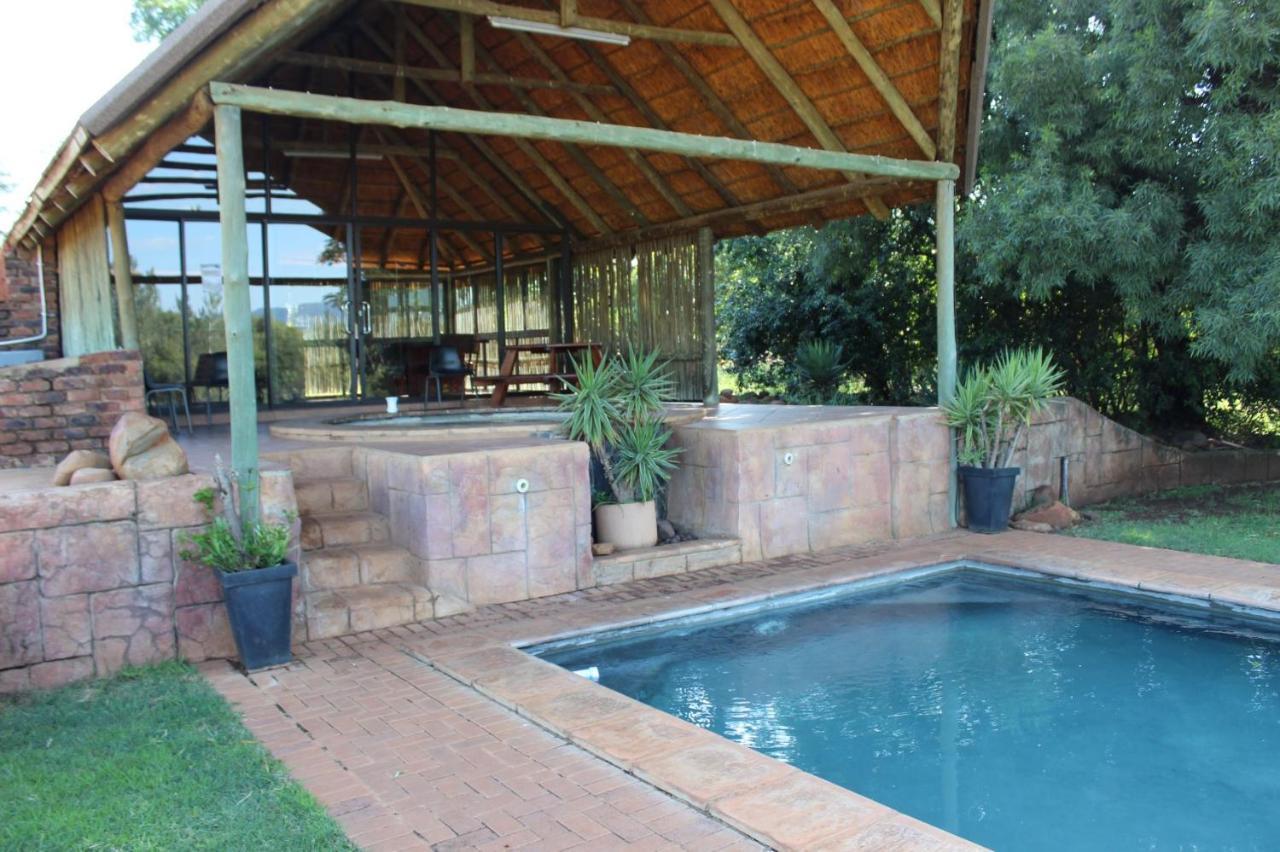 Little Swift Chalets Kophou Esterno foto